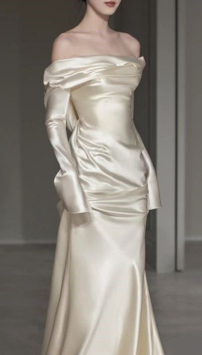 Elegant White Sheath Long Sleeve Satin Formal Long Prom Dresses TP1538