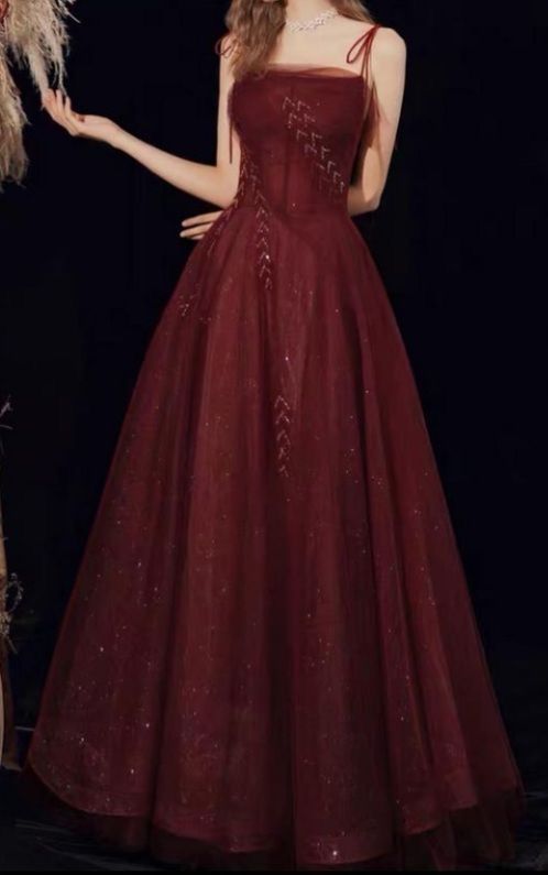 Burgundy A-Line Spaghetti Strap Tulle Long Prom Dresses TP1663