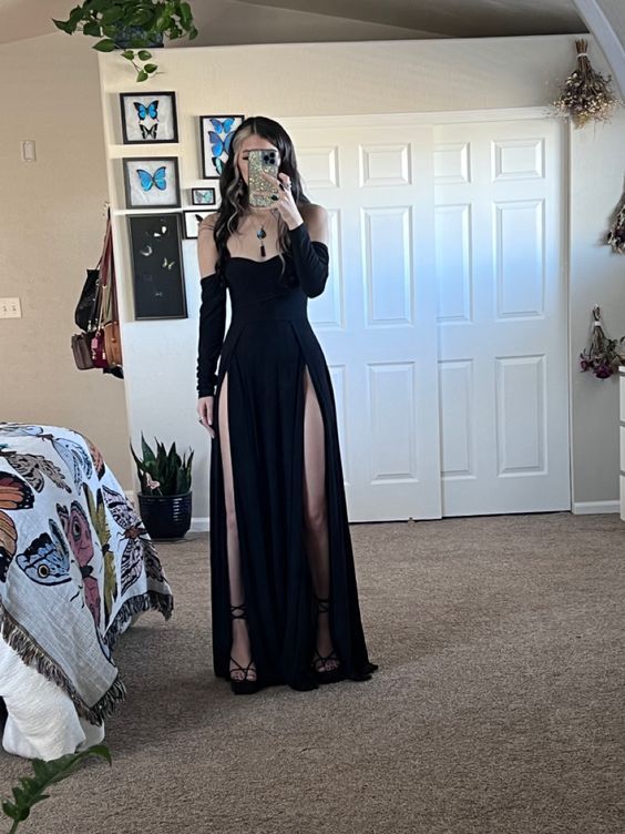 Chic Black Strapless Long Sleeve Split Long Prom Dresses TP1728